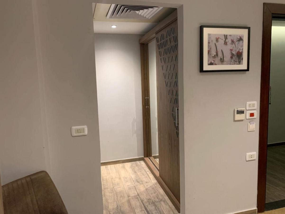 Point 11 Residence Думят Екстериор снимка